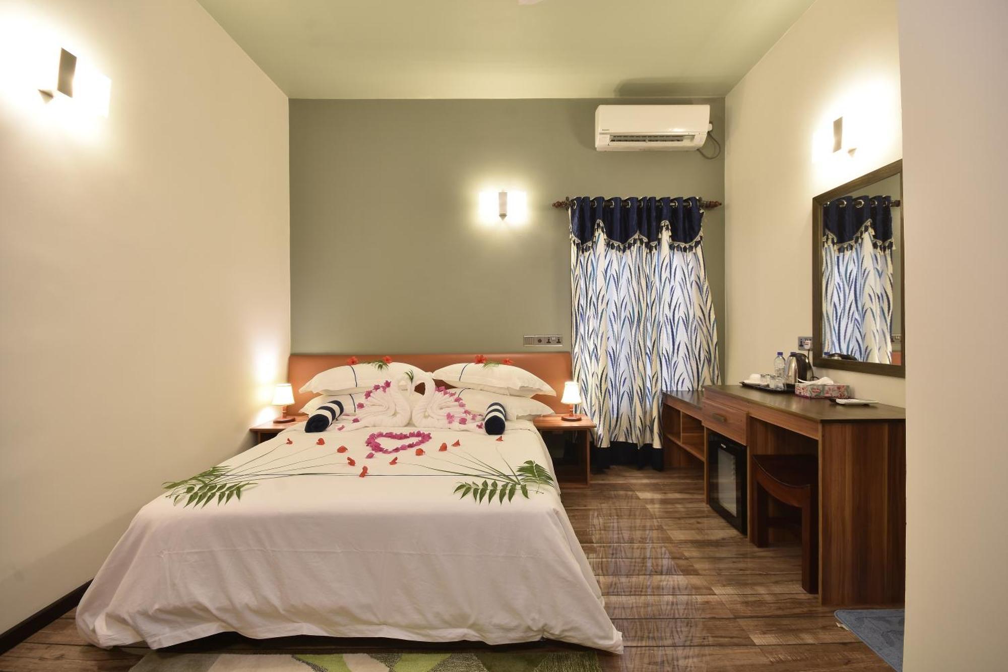 Island Home Inn Ukulhas Buitenkant foto